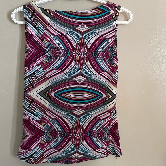 (M) Cowl Neck Tank - Picture 3 of 3